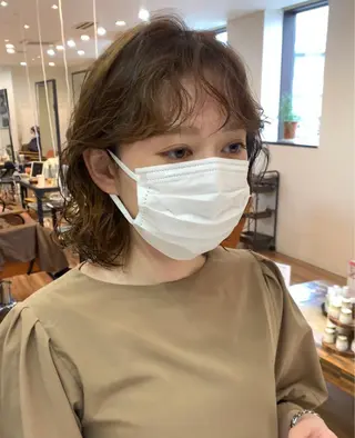 ミディアム 古沢 新のヘアスタイル