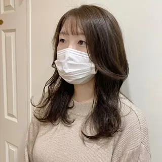 ミディアム カラー salowin渋谷kitaya park前所属・RIKA韓国ヘア/く びれヘア/上品カラーのヘアスタイル