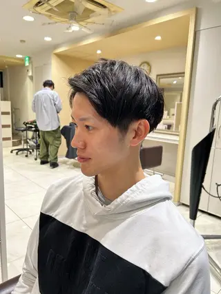 メンズ パーマ/イルミナ カラー 三浦菜々子のヘアスタイル