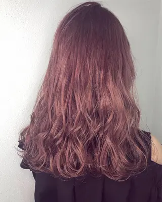 セミロング カラー GiseL アンリのヘアスタイル