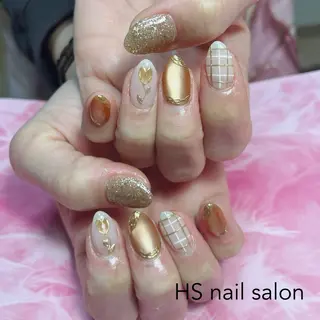 ミディアム hs nail salonのネイルデザイン