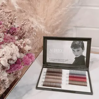 マツエク・マツパ NAZ eyelash&eyebrow akita所属・꒰ NAZ ꒱ izumiのマツエク・マツパデザイン