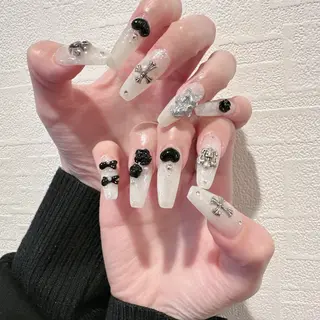 ネイル D-BEAUTY Nailsalonのネイルデザイン