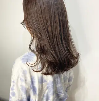 セミロング 家里 圭子のヘアスタイル