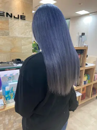カラー kenje luscaのヘアスタイル