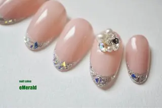 ネイル nailsalon eMeraldのネイルデザイン
