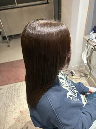 ミディアム カラー 玉置 七海のヘアスタイル