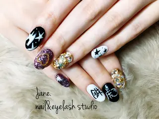 ネイル Yakko pas á pasのネイルデザイン