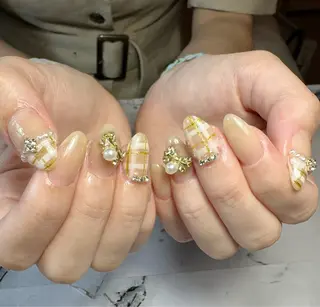 ネイル 新山 聖のネイルデザイン