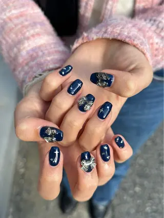 ネイル LAVISH nanamiのネイルデザイン