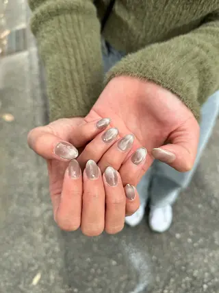 ネイル LAVISH nanamiのネイルデザイン