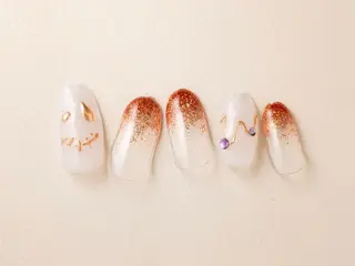 ネイル Tiary Nail Fのネイルデザイン
