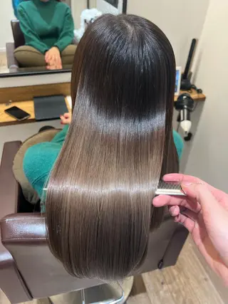 セミロング カラー 小嶋 秀明/ 本物の髪質改善⭐️のヘアスタイル