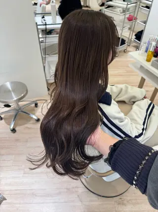 ロング カラー ParveMix 岡本えりかのヘアスタイル