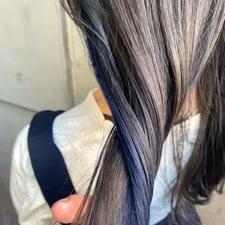 ロング 透け感ベージュ ／ミハルのヘアスタイル