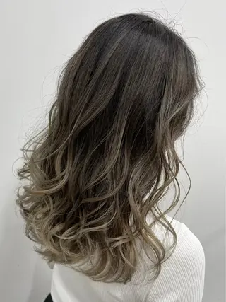 カラー ✨美髪透明感ソムリエ ✨💎KAZU💎のヘアスタイル