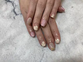 ネイル ネイルリボン 受付スタッフのネイルデザイン