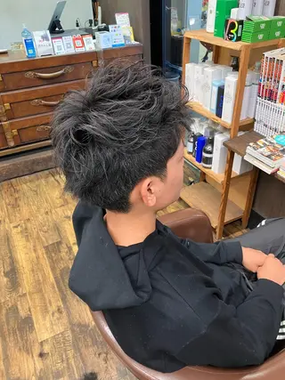ショート 香川 裕基のヘアスタイル