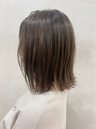 セミロング カラー 🌿縮毛矯正/ 髪質改善🌿コバヤシのヘアスタイル