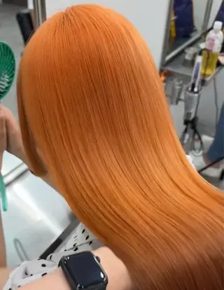 ロング カラー ギミックパシャ所属・みゆ/ケア ブリーチ/ハイトーンのヘアスタイル