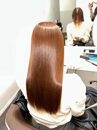 セミロング Wisteria所属・美髪特化✨ 伊織✨縮毛矯正✨のヘアスタイル