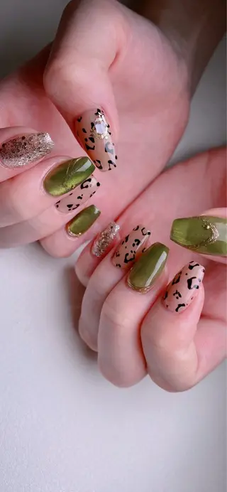 ネイル JINI NAIL所属・ジニ ネイルのネイルデザイン