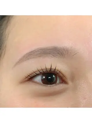 アイブロウ エサージュ横浜所属・✨マツエクモデル 募集✨佐久間🪄のマツエク・マツパデザイン