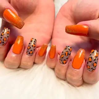 ネイル ゴテゴテ💙ワンホン リオナのネイルデザイン