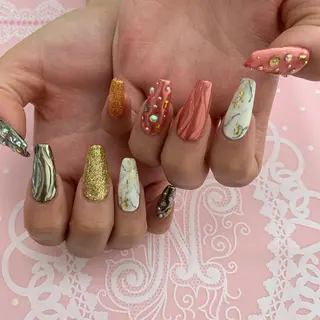 ネイル 五十嵐 美智のネイルデザイン