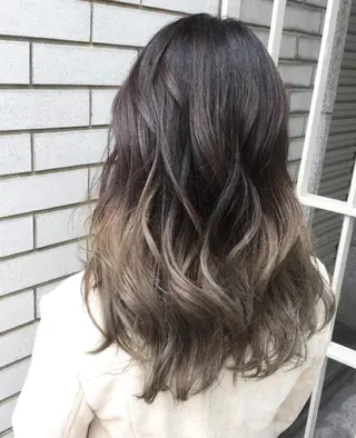 セミロング カラー 透明感カラー 松田晃代のヘアスタイル