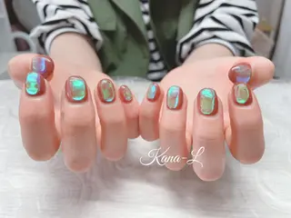 カラー ネイル 芦辺 香奈のネイルデザイン