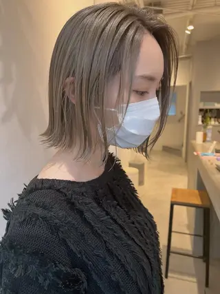 ショート カラー 美容室 SOLASのヘアスタイル