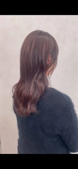 セミロング 🎀カラー ✨横浜／トレンドのヘアスタイル