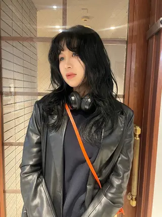 セミロング カラー レイヤー×初 パーマ|hinakoのヘアスタイル