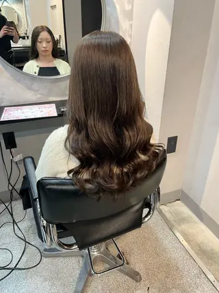 セミロング 濱川響太レディース カットモデルのヘアスタイル