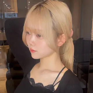 セミロング ハッシュカット🖤 レイヤー/透けカラーのヘアスタイル