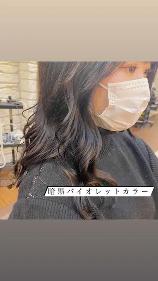 ミディアム カラー maika /layer cutのヘアスタイル