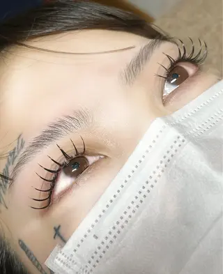 マツエク・マツパ リラコラ所属・リラコラ MEGUMI¨̮♡︎のマツエク・マツパデザイン