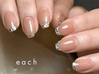 ネイル 𝒆𝒂𝒄𝒉 kanako 🕊のネイルデザイン