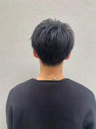 メンズ 柏のセンターパート のプロ関口 柊太のヘアスタイル