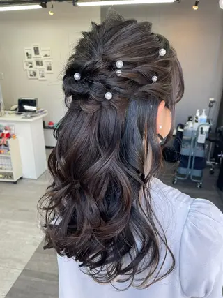 ヘアアレンジ オノ アカネのヘアスタイル