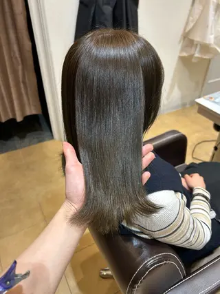 カラー 今中 紗英のヘアスタイル