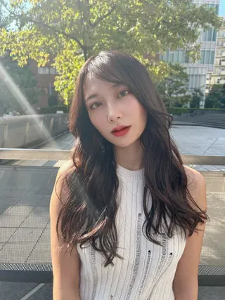 ロング レイヤー×ツヤカラー 渋谷/kougaのヘアスタイル