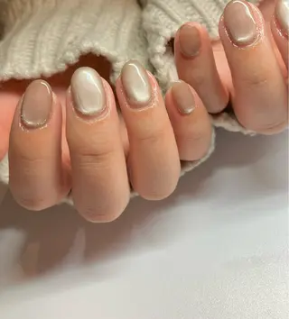 ネイル メラネイル所属・米良 裕子のネイルデザイン