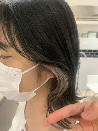 ミディアム カラー 伊藤 優希のヘアスタイル