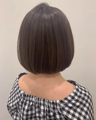 ショート 石田 優菜のヘアスタイル