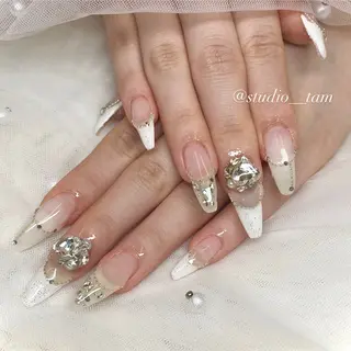 ネイル studio tam 髙橋彩夏のネイルデザイン