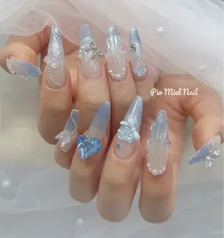 セミロング Pio Mielのネイルデザイン