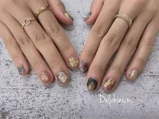 ネイル 岡本 友恵のネイルデザイン