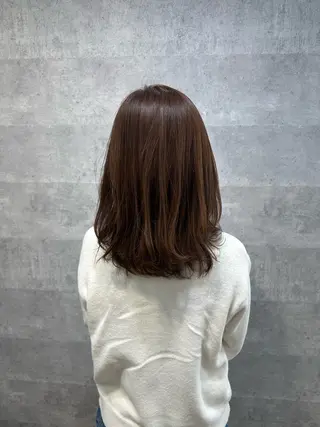 ロング カラー U-ra NAMIのヘアスタイル